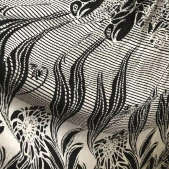 PAPA Vancouver. Boho Hippie Maxi Crinkle Broomstick Skirt, Black & White Floral - Picture 9 of 10